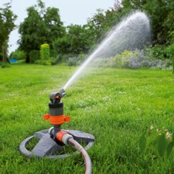 Arroseur Oscillant Et Asperseur Arroseur Turbine Comfort Gardena Traîneau Plastique Arrosage Max 450 M² -Espace vert et piscine Soldes Boutique arroseur turbine comfort gardena traineau plastique robuste superficie darrosage 450m2 3