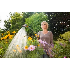 Lance Et Pistolet D'arrosage Fusil Arrosoir Comfort Gardena - Arrosage Et Nettoyage Des Zones Difficiles D'accès - 2 Jets Au Choix 18334-20 8 Lance Et Pistolet D'arrosage Fusil Arrosoir Comfort Gardena - Arrosage Et Nettoyage Des Zones Difficiles D'accès - 2 Jets Au Choix 18334-20 -Espace vert et piscine Soldes Boutique p256944 pic2